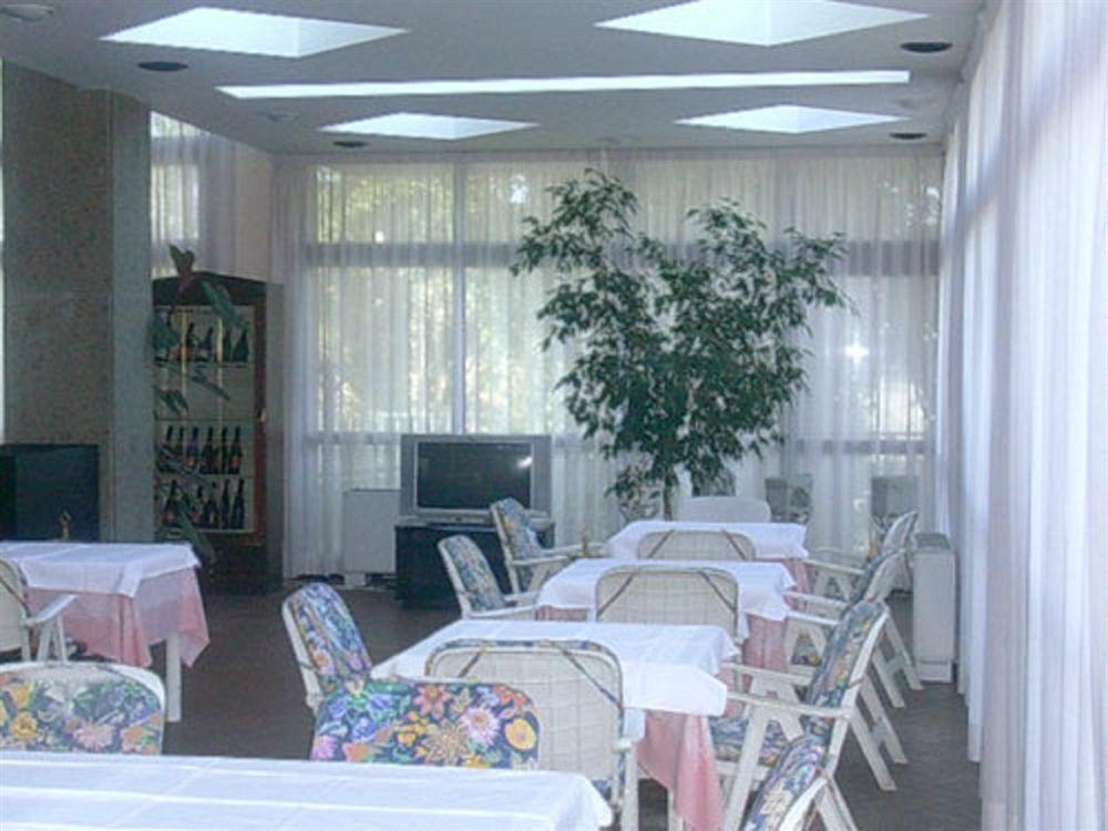Monticchio  Hotel Excelsior מראה חיצוני תמונה