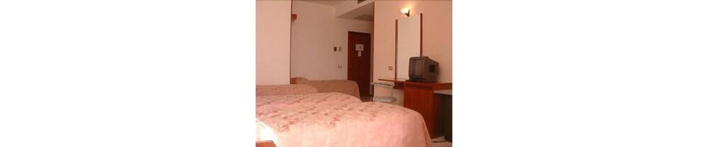 Monticchio  Hotel Excelsior מראה חיצוני תמונה